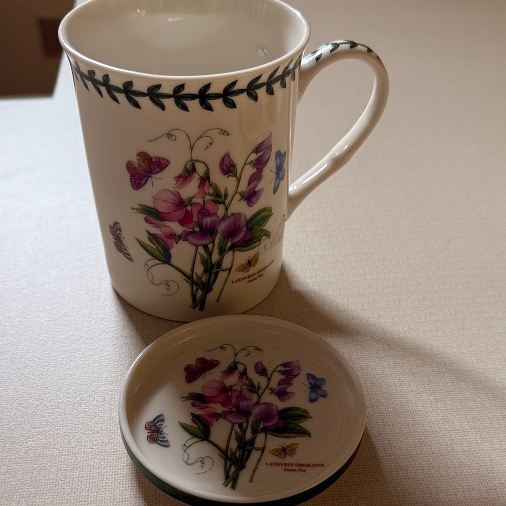 Portmeirion Botanical Mug with Lid - Purple and Green